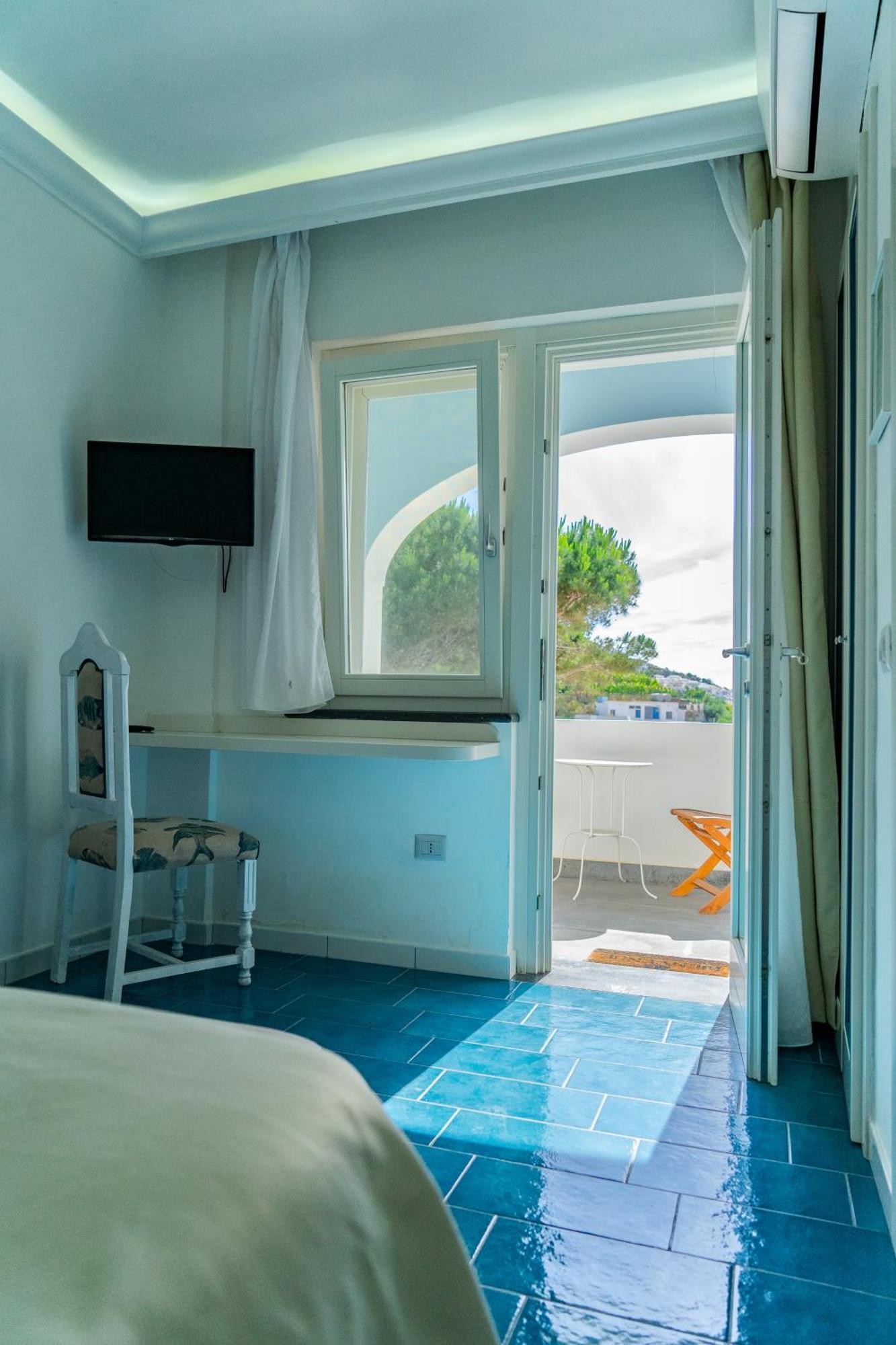 Villa Acacia Понца Екстер'єр фото