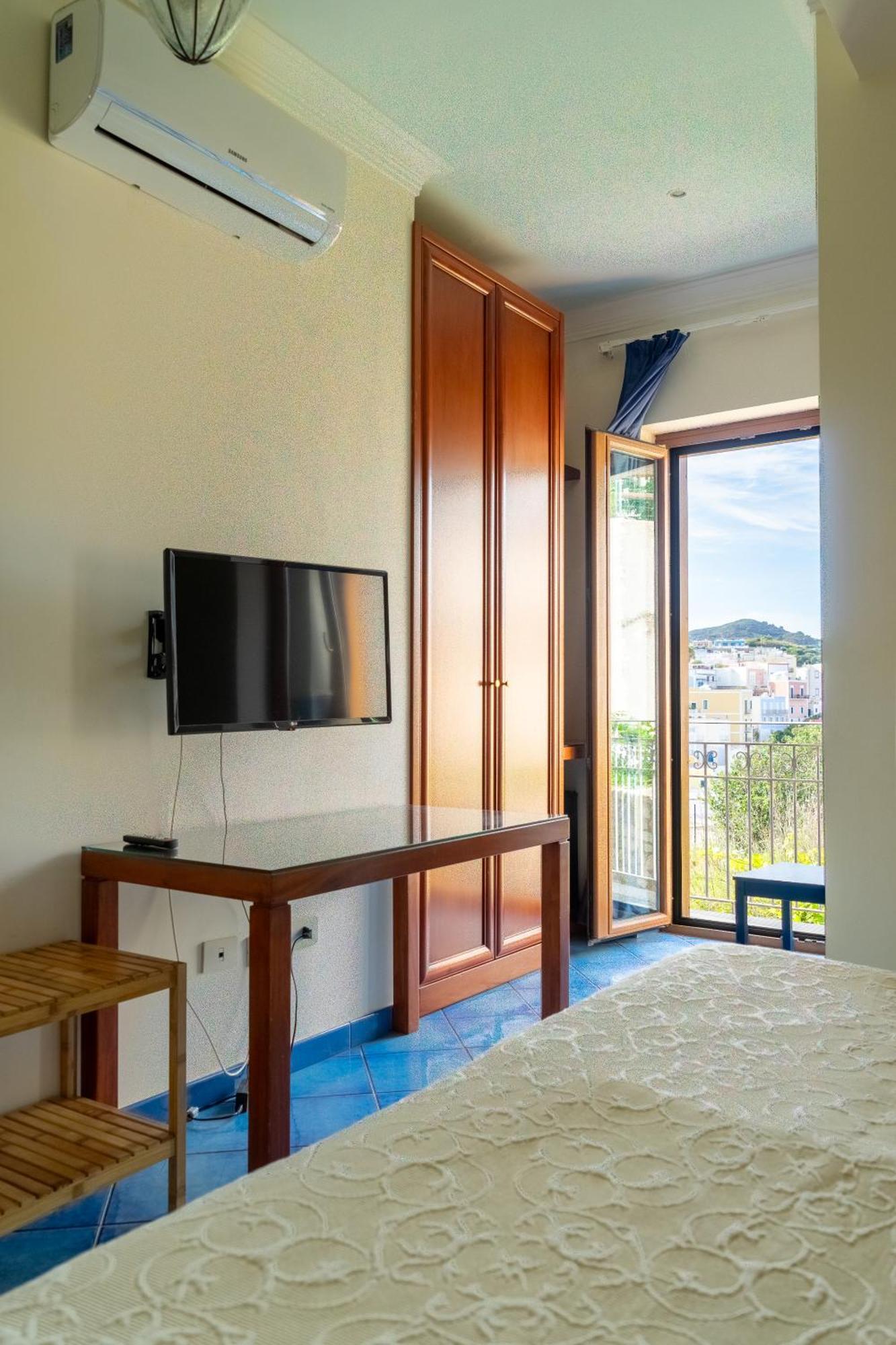 Villa Acacia Понца Екстер'єр фото