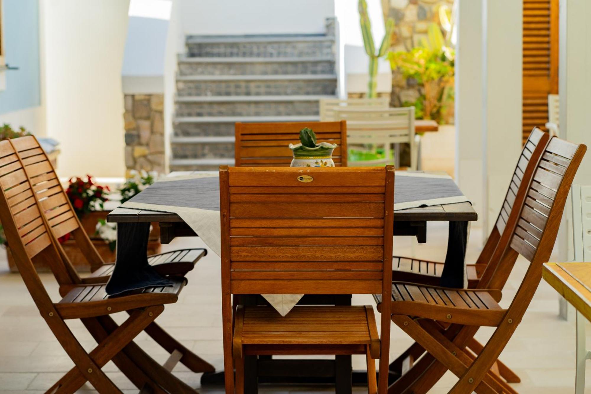 Villa Acacia Понца Екстер'єр фото