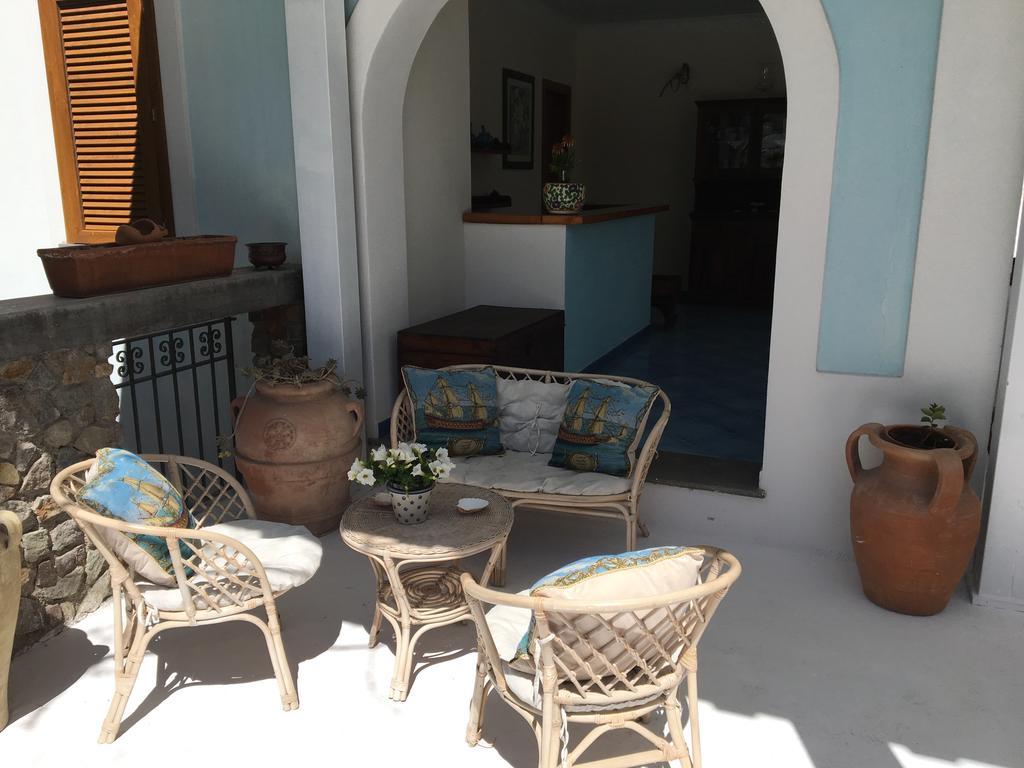 Villa Acacia Понца Екстер'єр фото