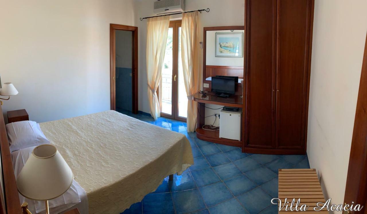 Villa Acacia Понца Екстер'єр фото